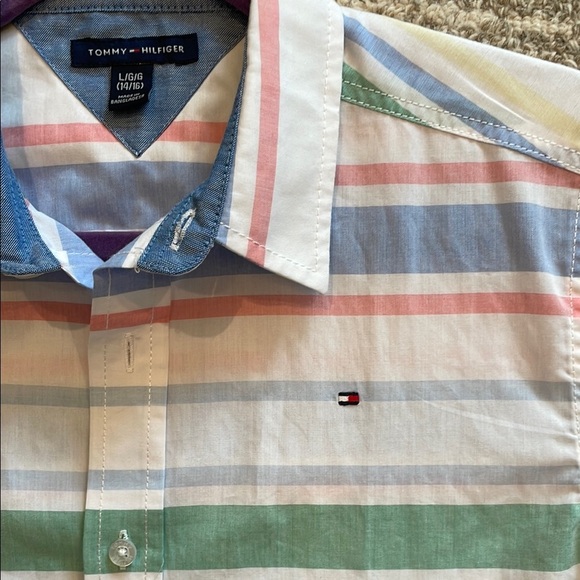 Tommy Hilfiger Young Men's Multicolor Striped Shirt - Picture 2 of 4